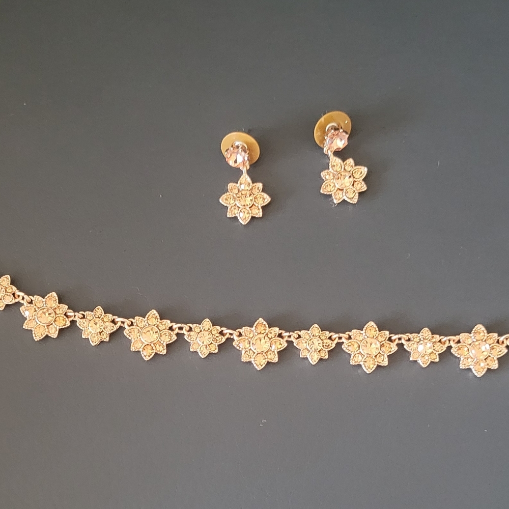 Monet brand necklace and earrings set. Used once
